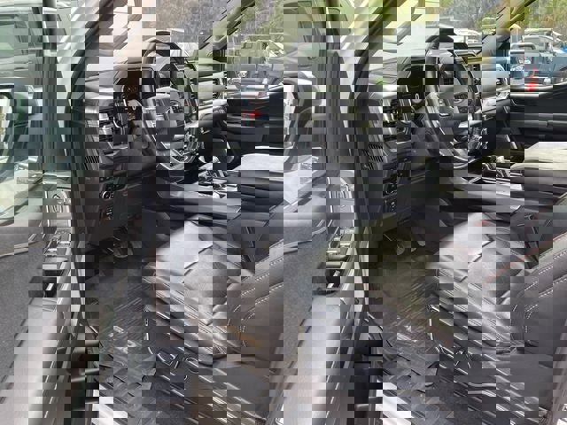 Used 2023 Ford F150 Lariat w/ Equipment Group 502A High image 11