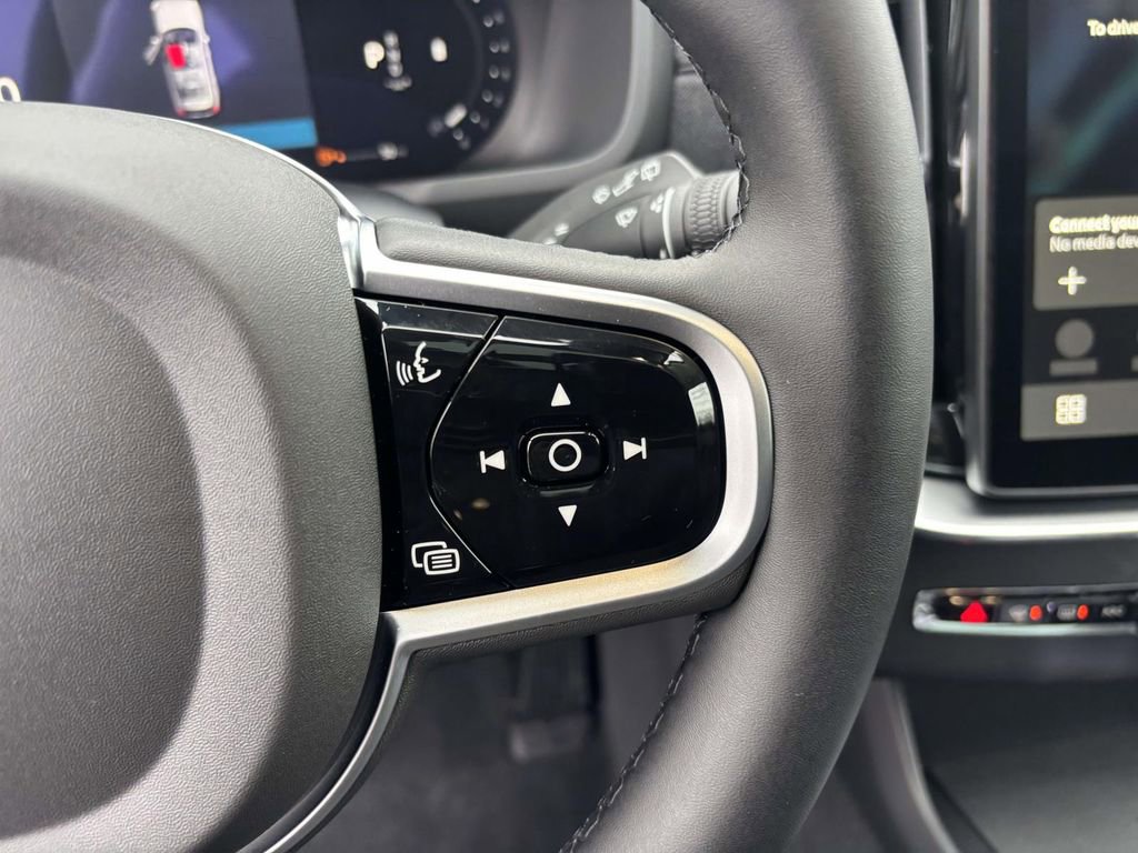 New 2026 Volvo XC90 B6 Ultra image 19