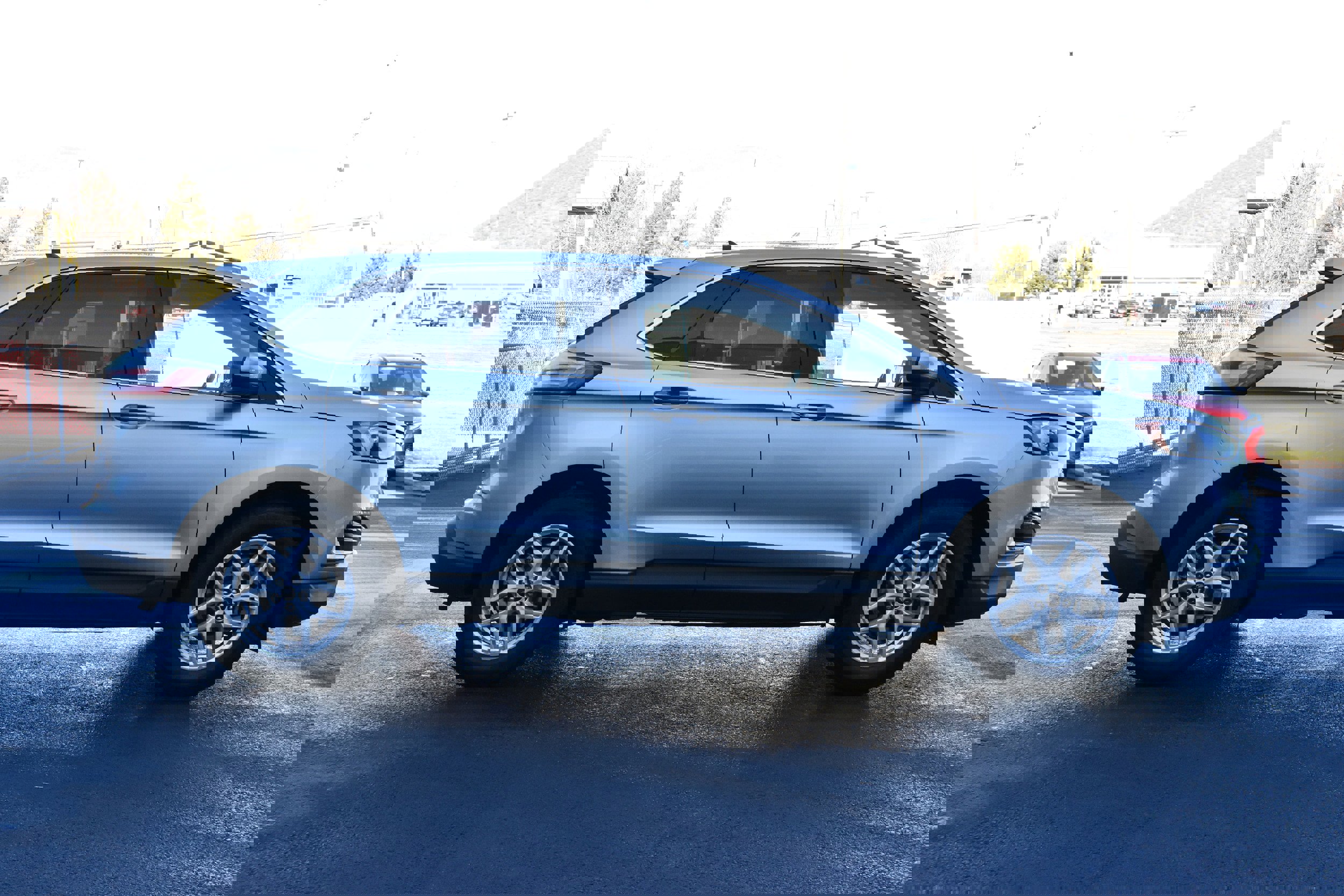 Used 2024 Ford Edge SEL image 5