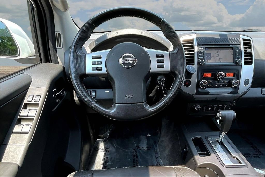 Used 2017 Nissan Frontier PRO-4X w/ Pro-4x Luxury Package AWD/4WD image 10