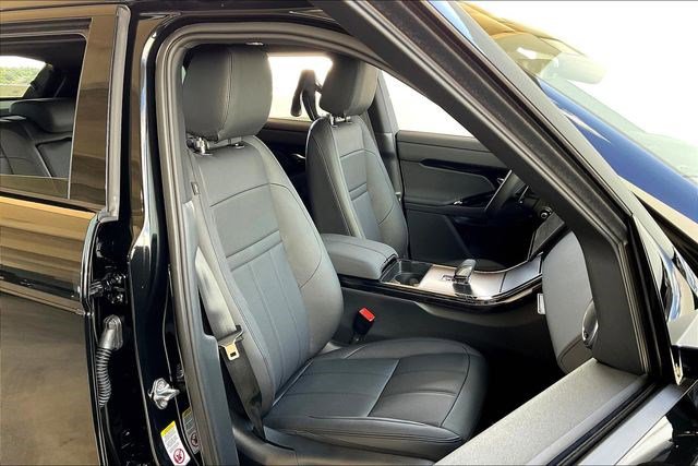 New 2026 Land Rover Range Rover Evoque Dynamic SE image 12