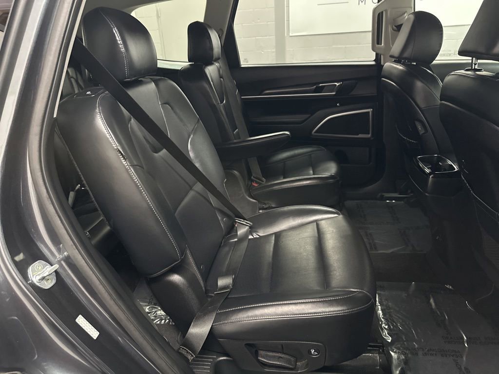 Used 2023 Kia Telluride S AWD/4WD image 21