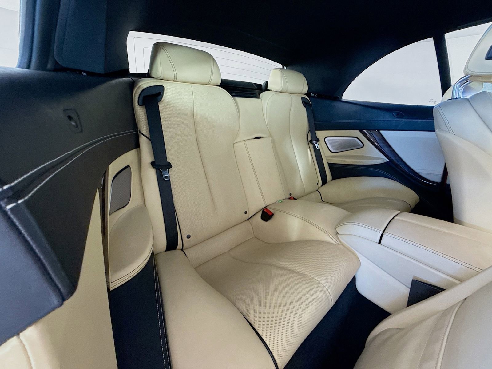 Used 2016 BMW 650i xDrive Convertible image 27