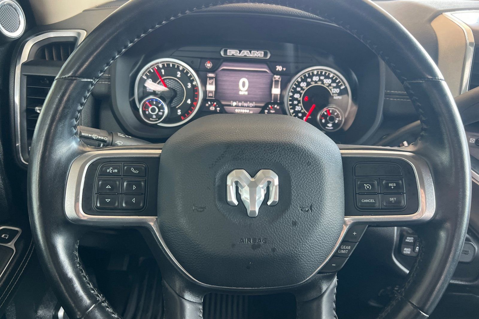 Used 2022 RAM 3500 Laramie AWD/4WD image 24