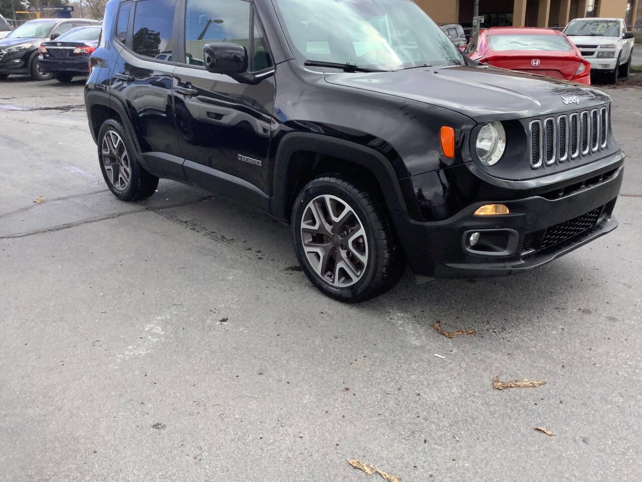 Used 2015 Jeep Renegade Latitude w/ Popular Equipment Group AWD/4WD image 7