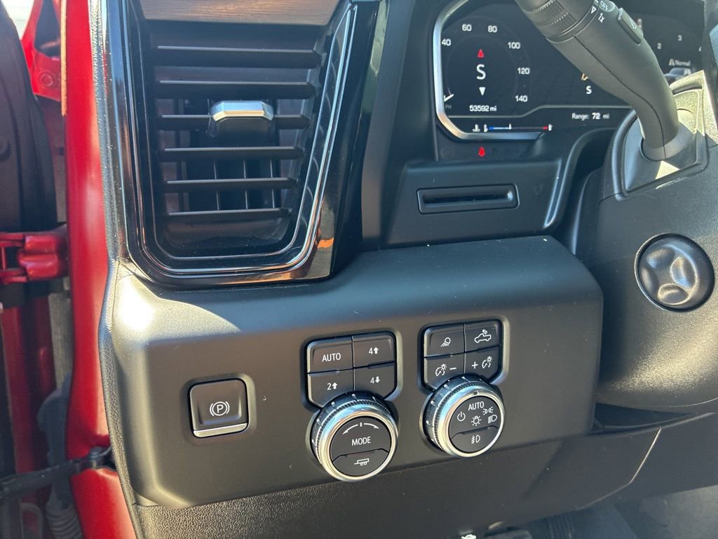 Used 2024 GMC Sierra 1500 AT4 w/ AT4 Premium Package image 17