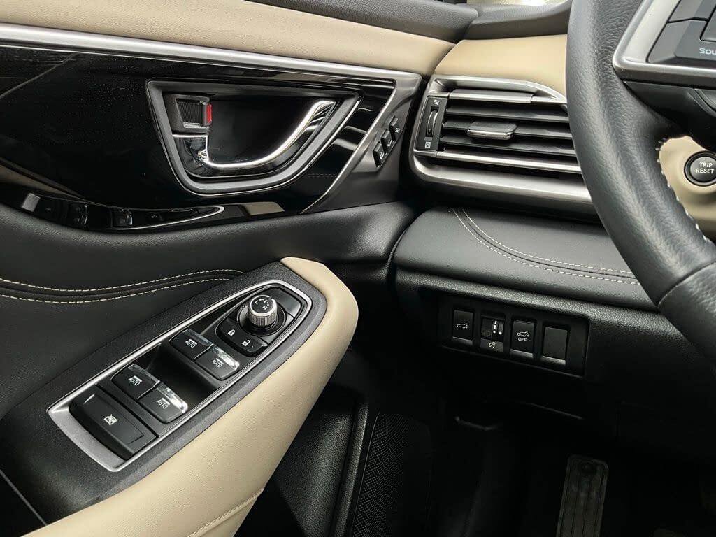 Certified 2022 Subaru Outback Limited image 25