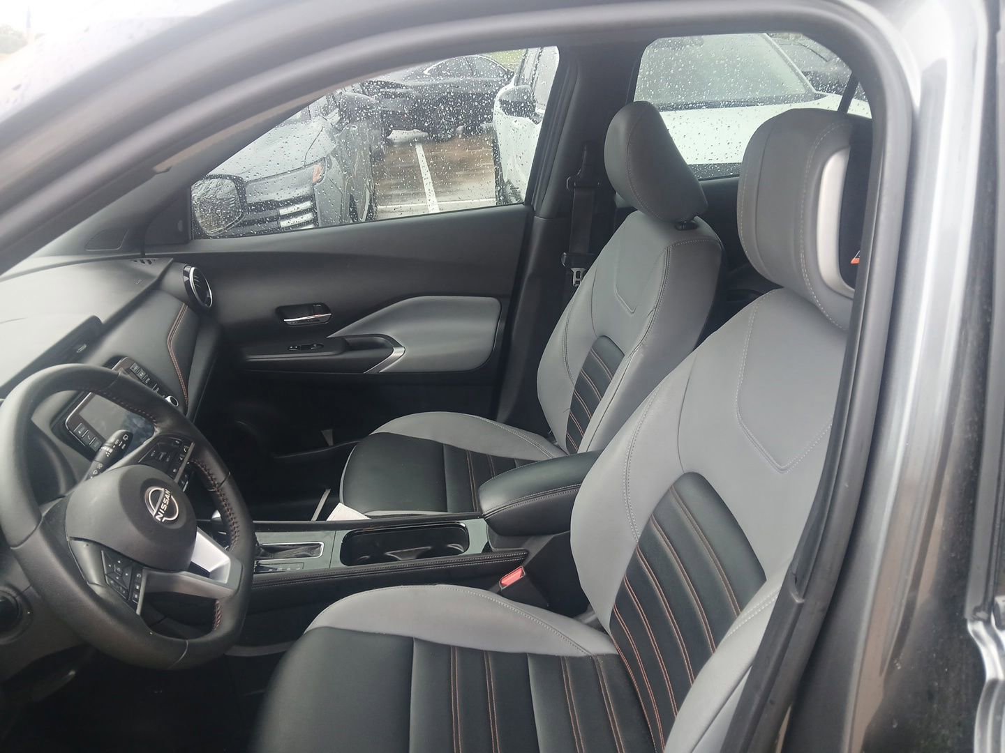 Used 2023 Nissan Kicks SR w/ SR Premium Package FWD image 10