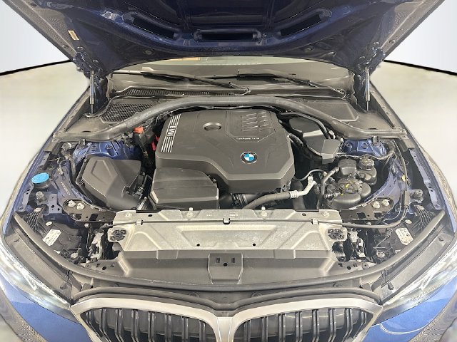 Used 2023 BMW 330i Sedan w/ Parking Assistance Package RWD image 38