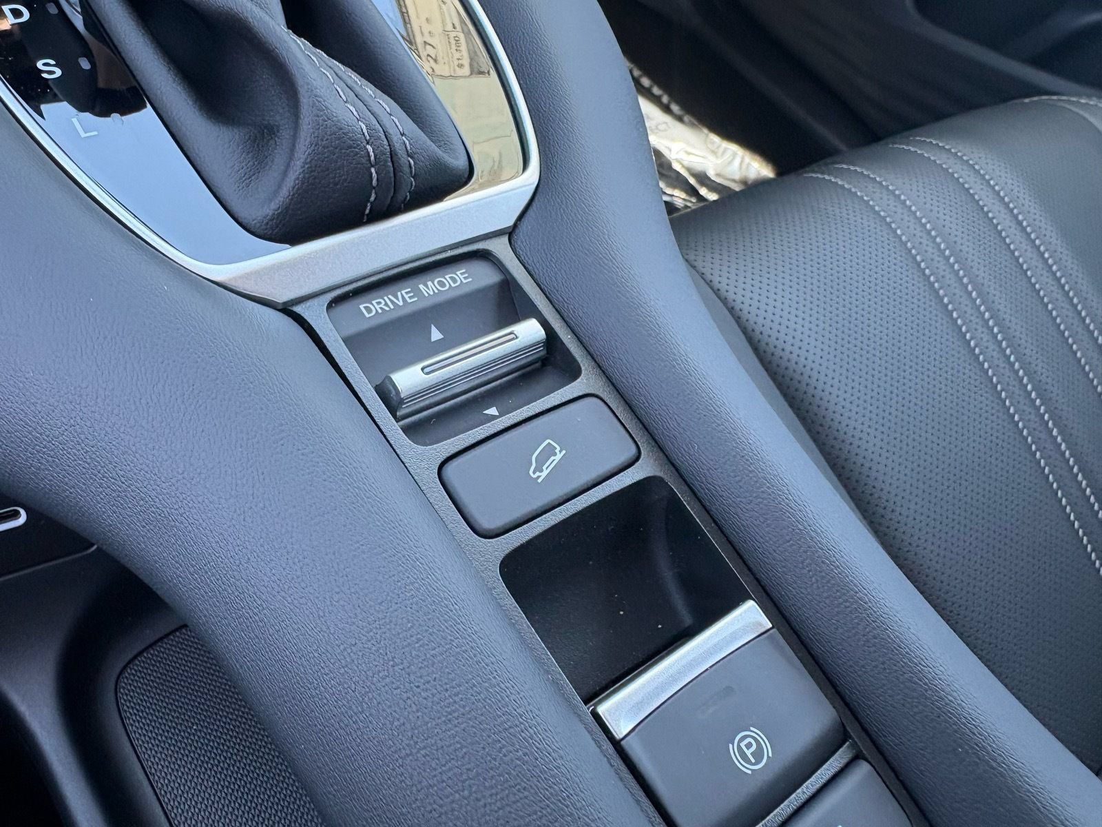 New 2027 Honda HR-V EX-L image 23