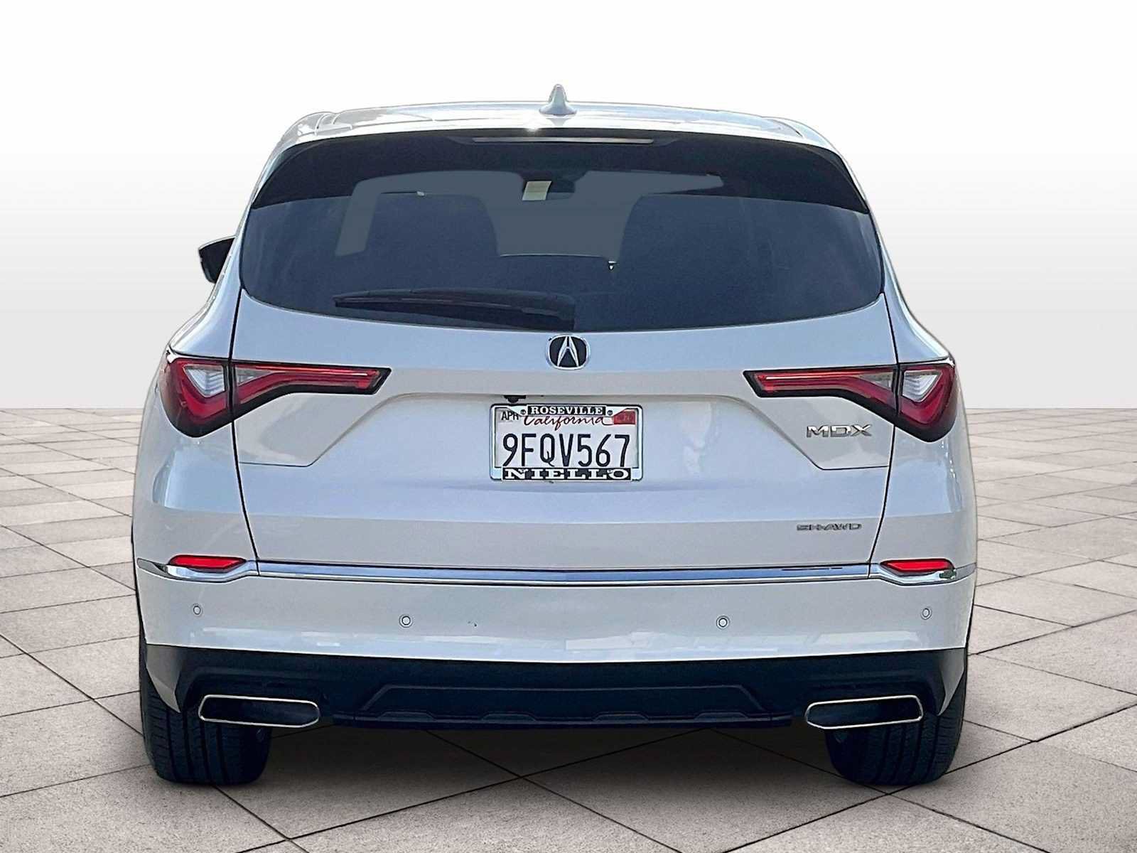 Used 2023 Acura MDX w/ Technology Package AWD/4WD image 7