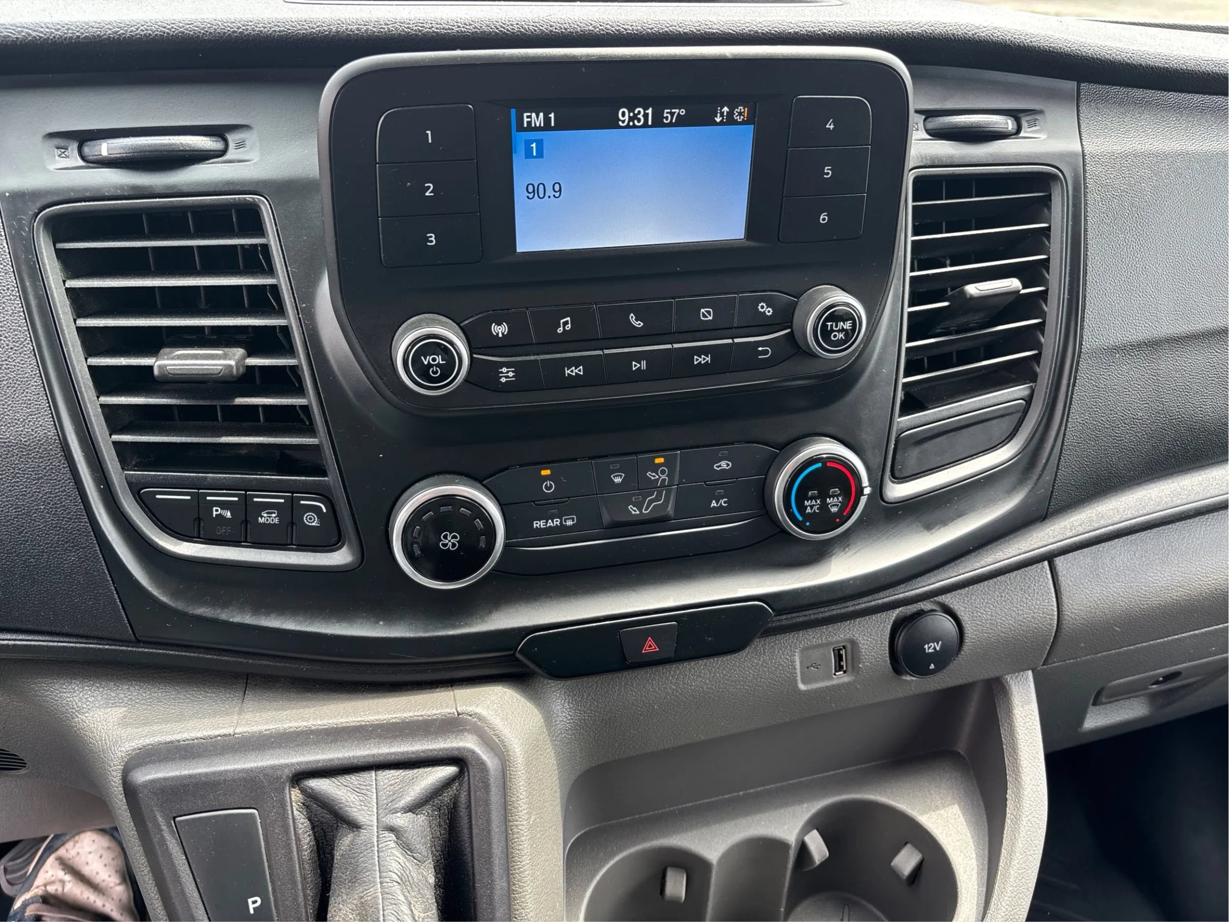 Used 2023 Ford Transit 350 XL RWD image 19
