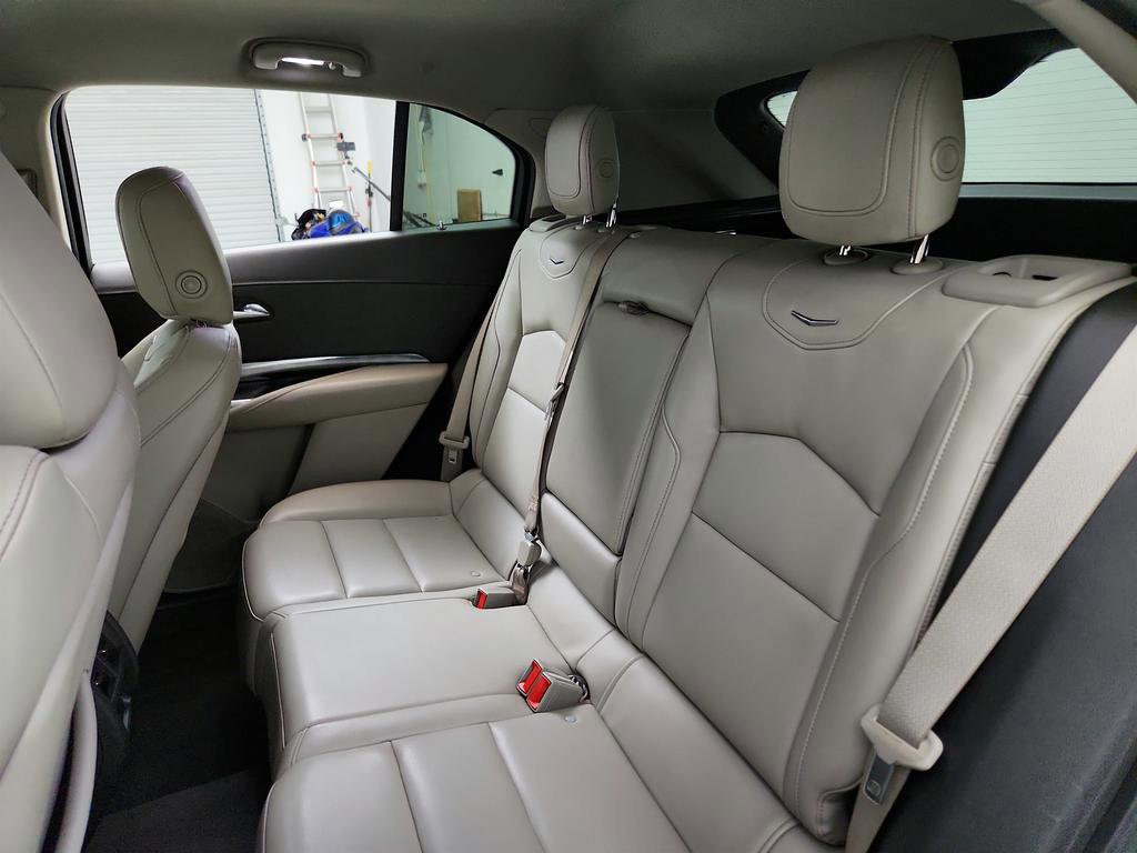 Used 2019 Cadillac XT4 Luxury FWD image 21