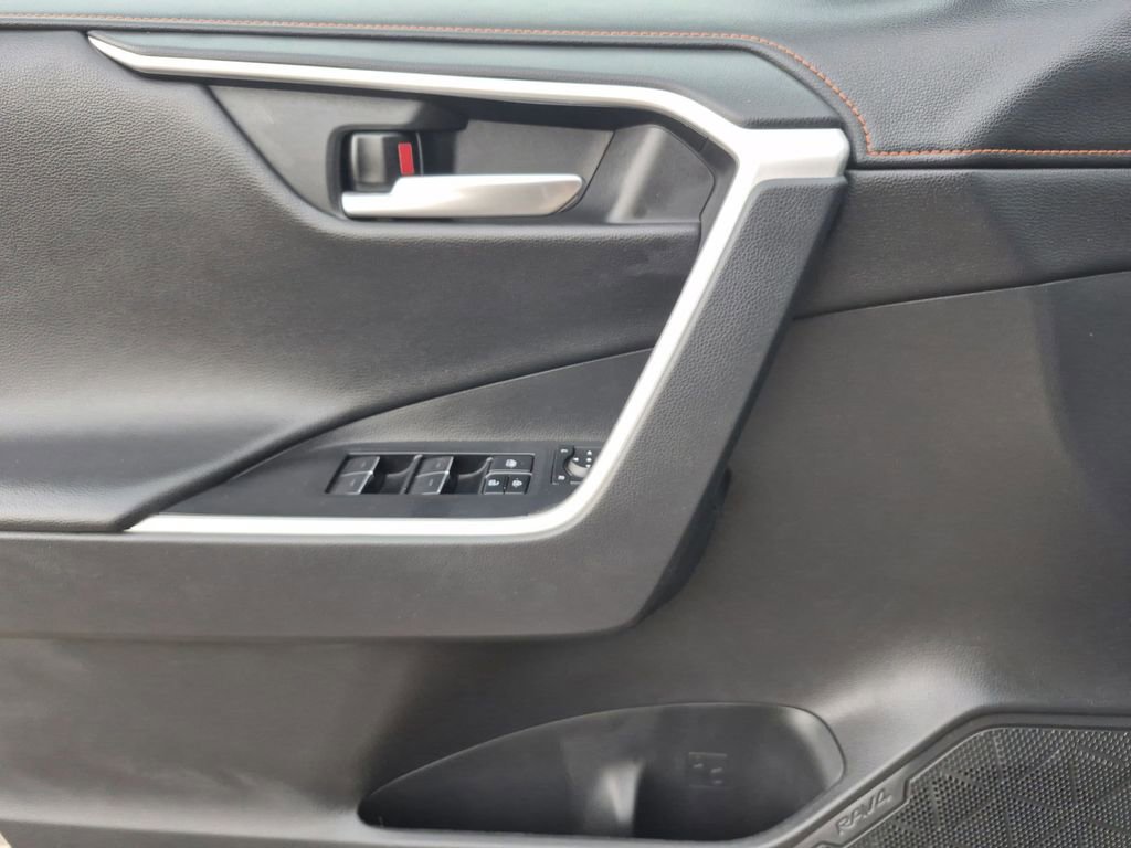 Used 2024 Toyota RAV4 Adventure image 6