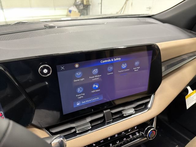 New 2026 Chevrolet Equinox ACTIV w/ Convenience Package III image 30