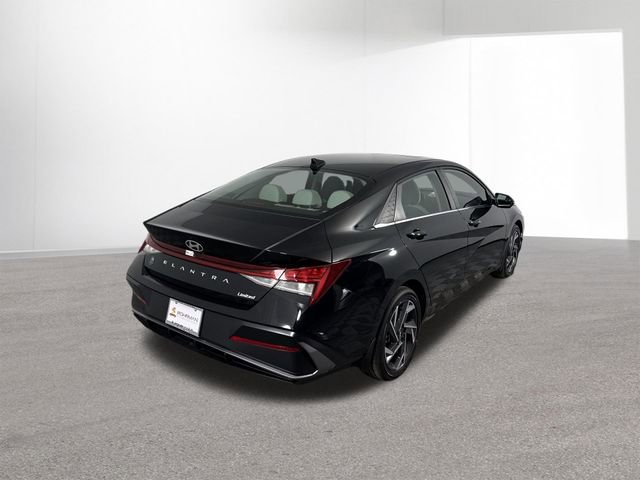 New 2026 Hyundai Elantra Limited image 31