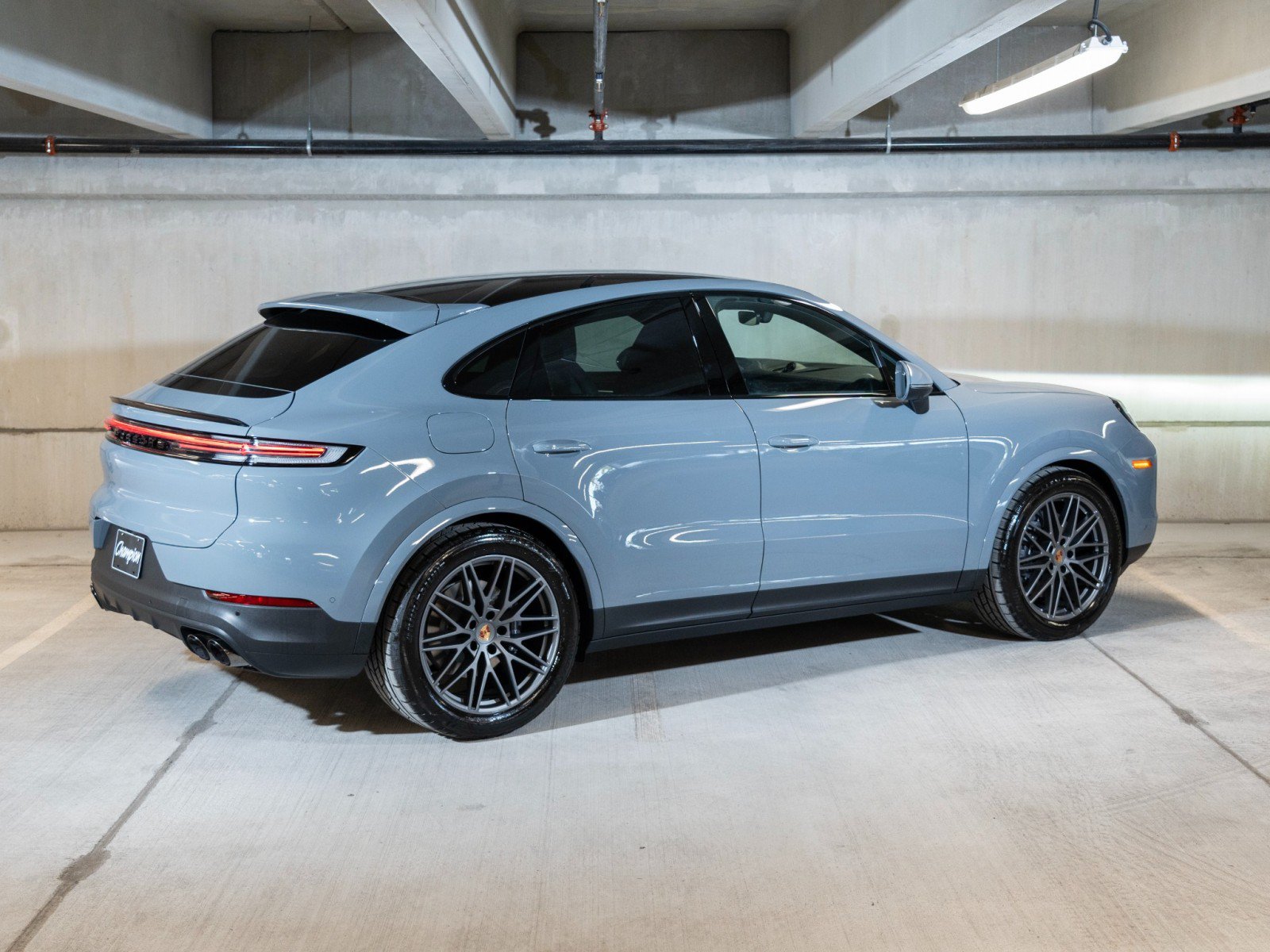 New 2026 Porsche Cayenne GTS AWD/4WD image 9