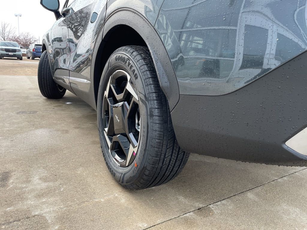 New 2026 Kia Sportage EX image 18