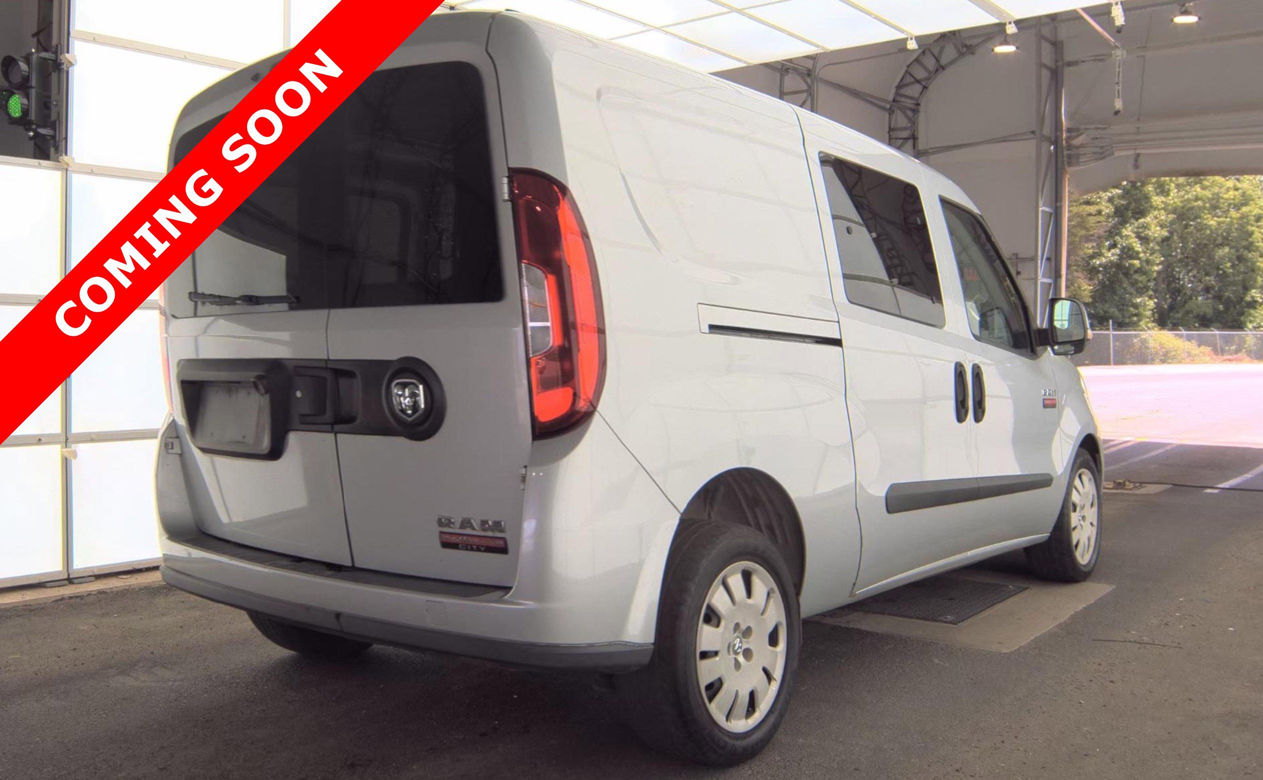 Used 2017 RAM ProMaster City Tradesman SLT FWD image 5