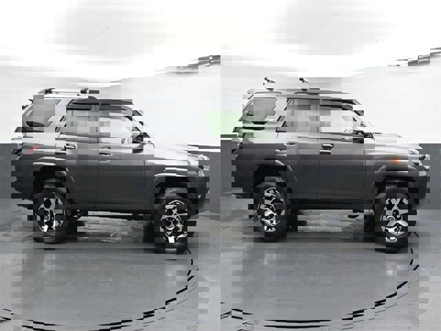 Used 2018 Toyota 4Runner TRD Off-Road image 15