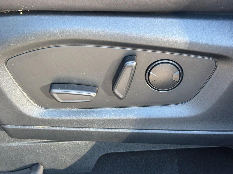 Used 2023 Ford Explorer XLT w/ Equipment Group 202A image 17
