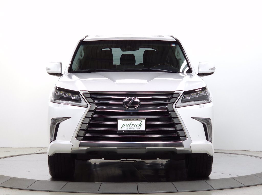 Used 2020 Lexus LX 570 4WD w/ Luxury Package image 2