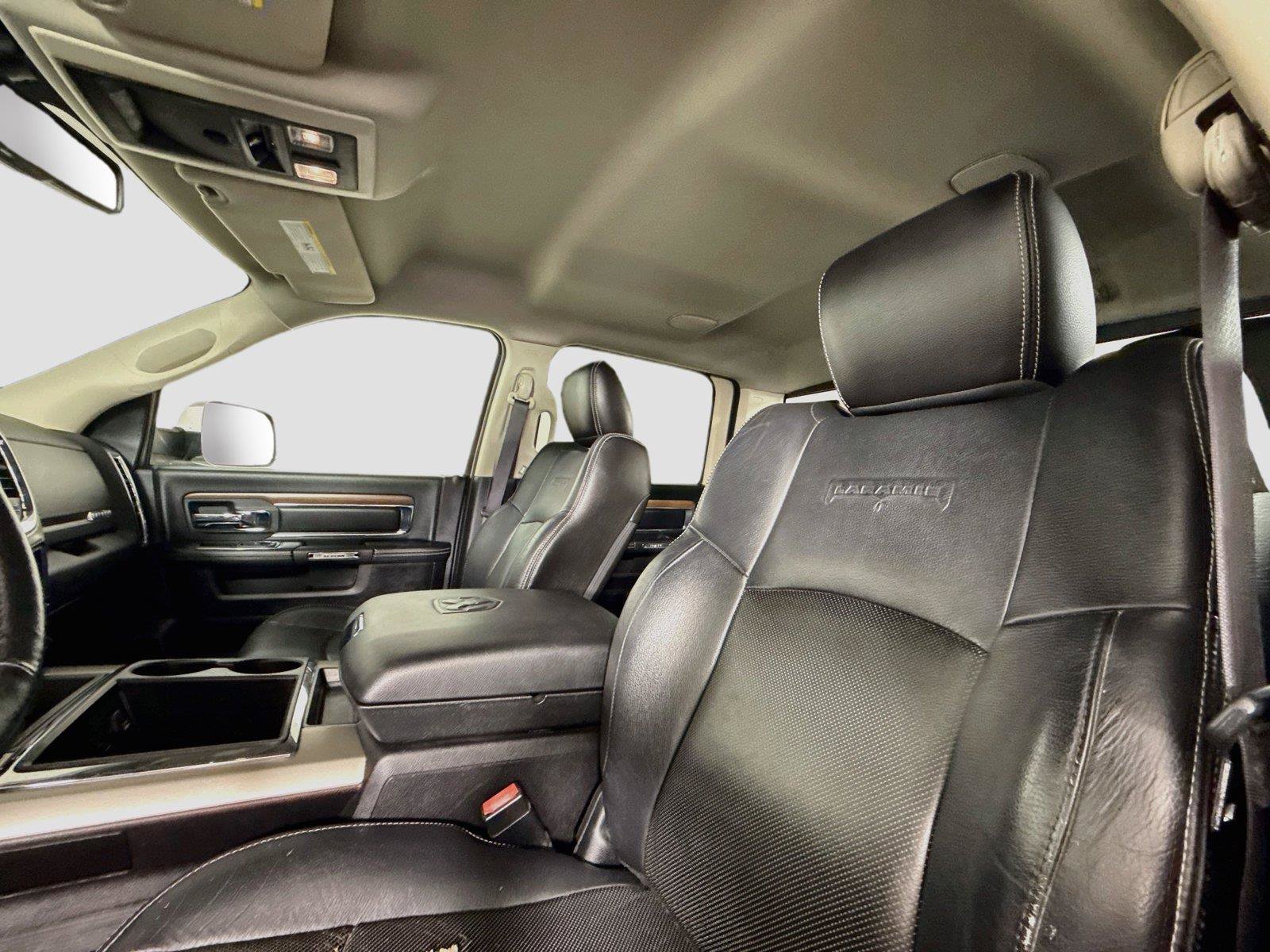 Used 2015 RAM 2500 Laramie w/ Convenience Group AWD/4WD image 14