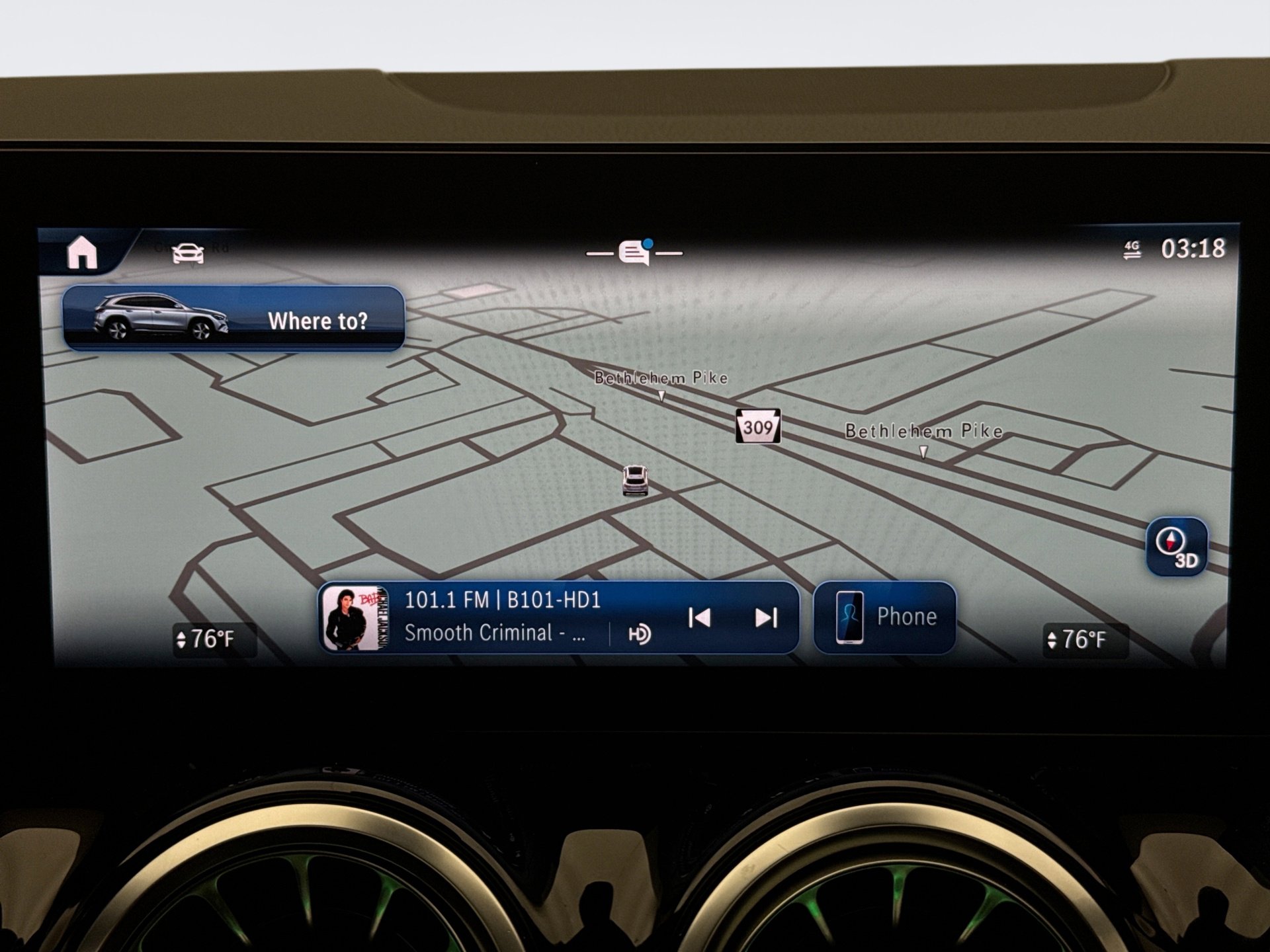 Used 2025 Mercedes-Benz GLA 250 4MATIC w/ AMG Night Package image 15