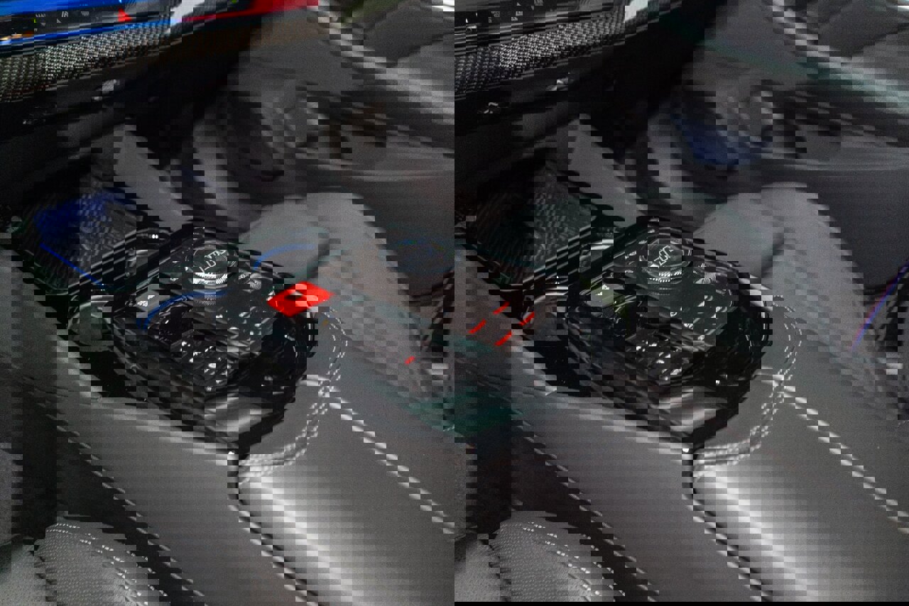 Used 2025 BMW M5 w/ Carbon Package image 84