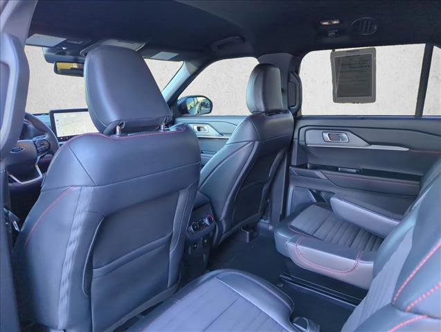 Certified 2025 Ford Explorer ST-Line w/ Premium Package image 19