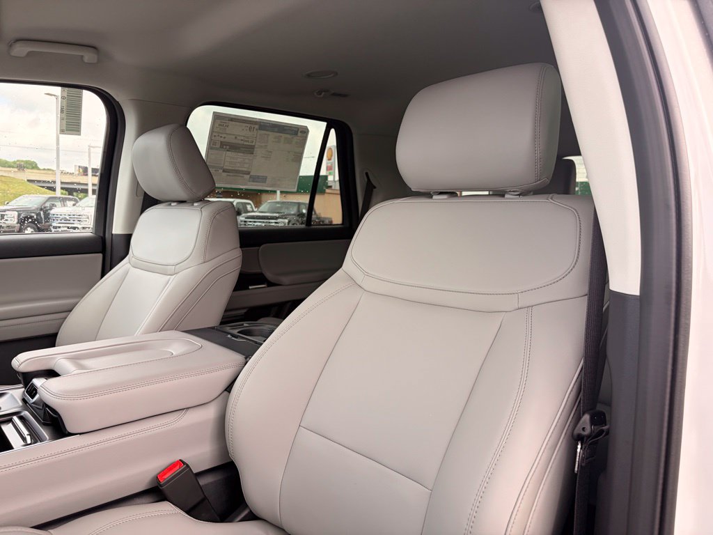 New 2026 Ford Expedition Active RWD image 11