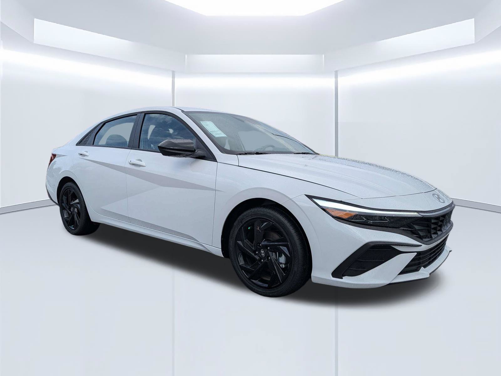 Certified 2026 Hyundai Elantra SEL FWD image 1