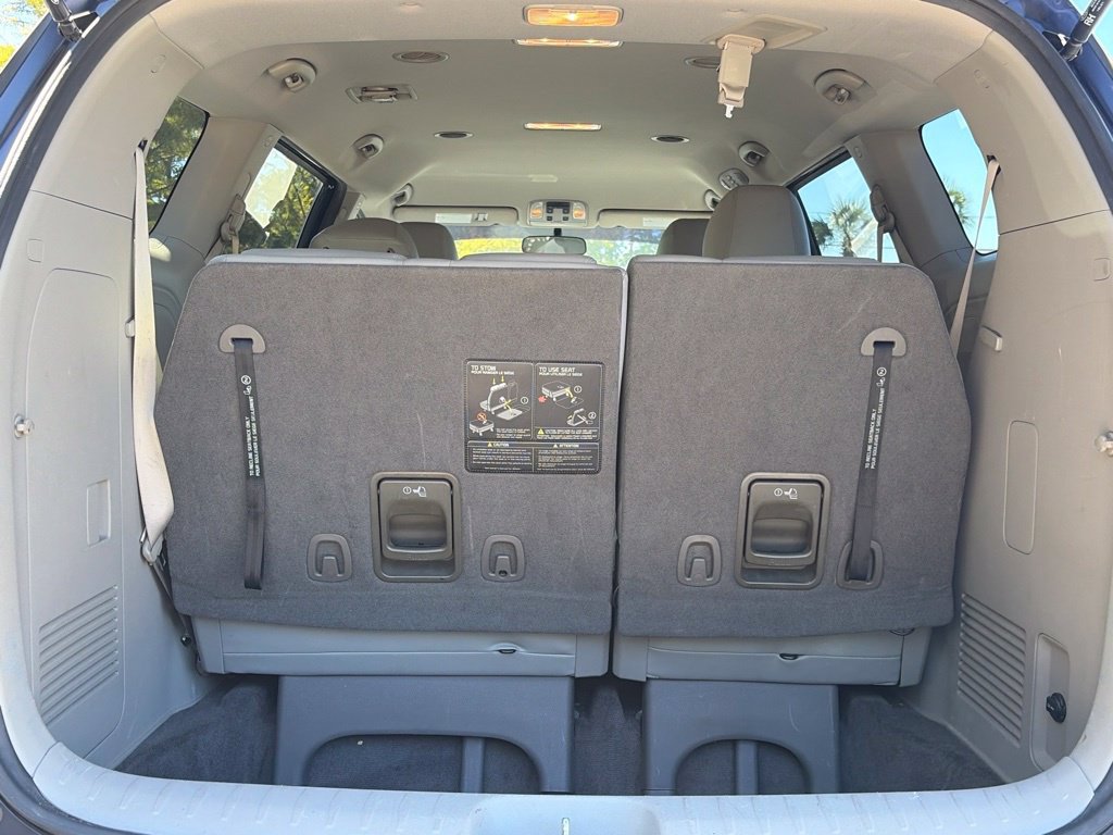 Used 2019 Kia Sedona LX FWD image 14