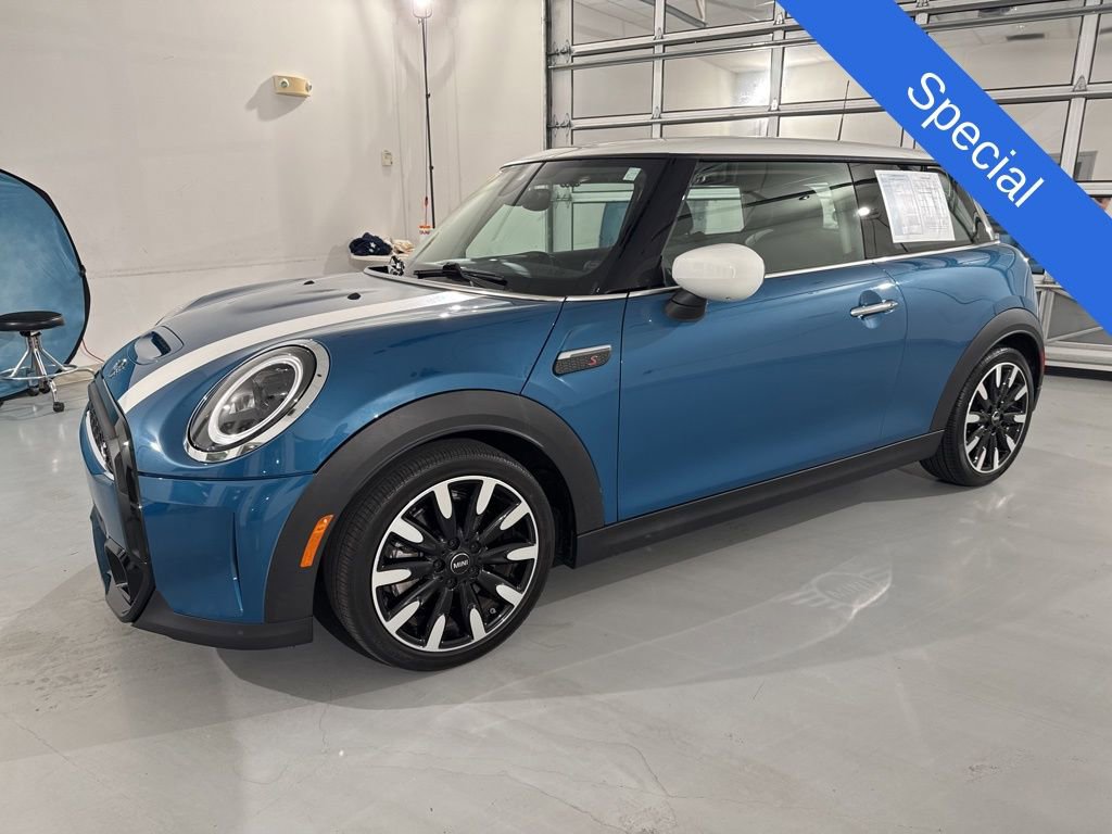 Used 2023 MINI Cooper S image 3