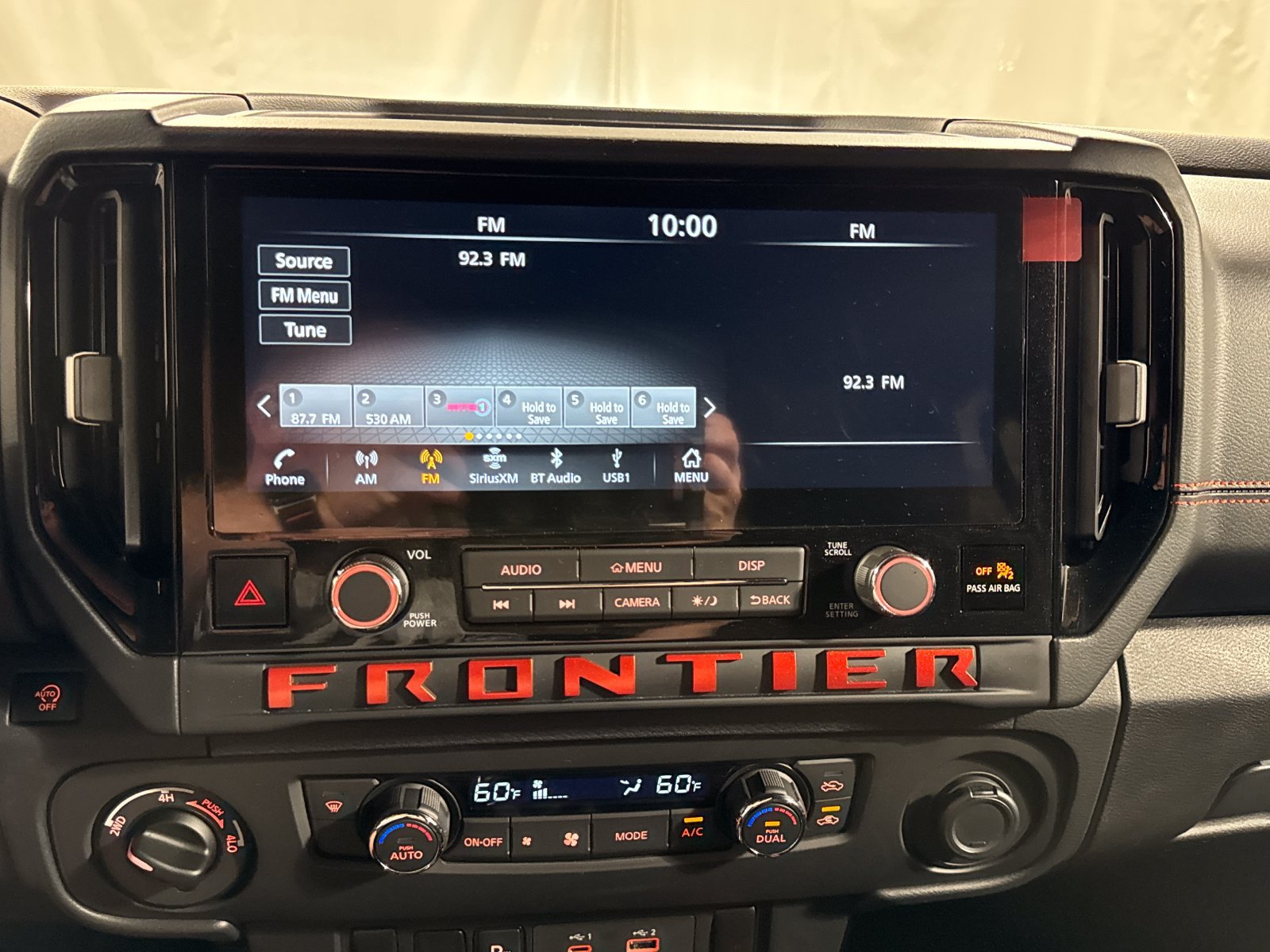 Used 2025 Nissan Frontier PRO-4X w/ Interior Protection Package AWD/4WD image 21