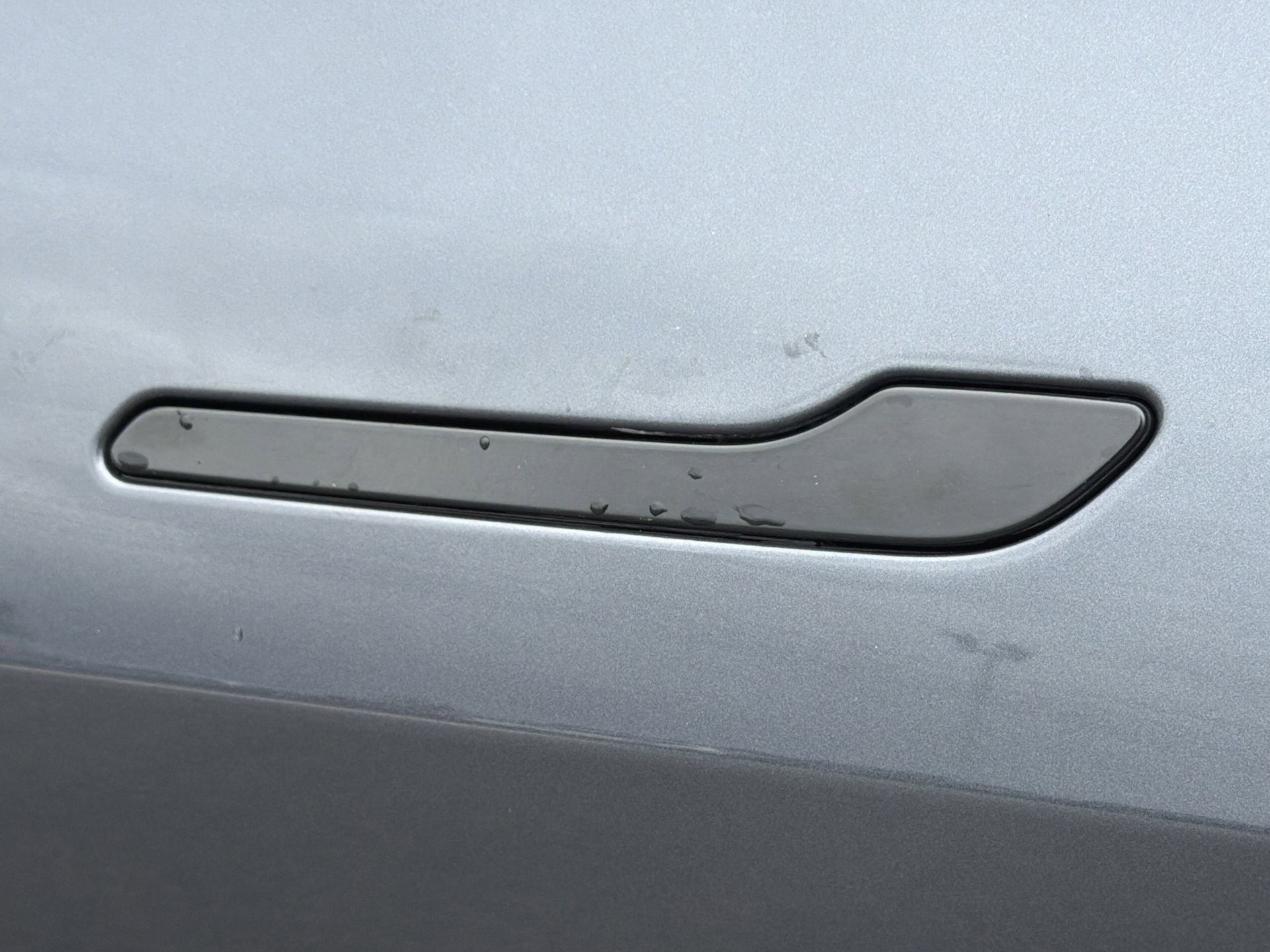 Used 2022 Tesla Model Y Long Range image 36