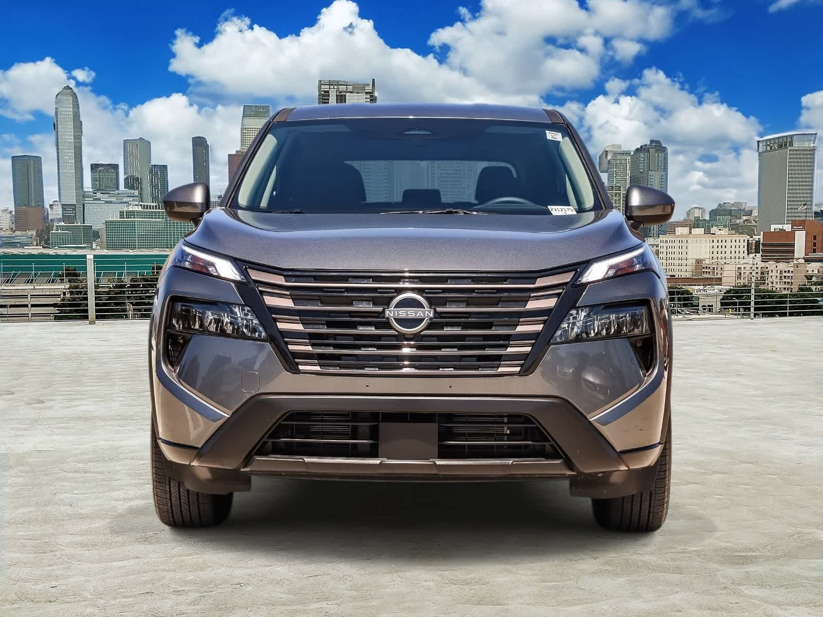Used 2026 Nissan Rogue SV FWD image 2