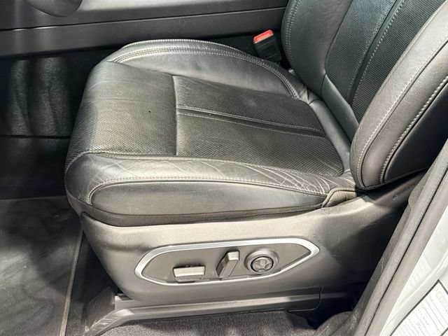 Used 2022 Jeep Wagoneer Series III AWD/4WD image 19