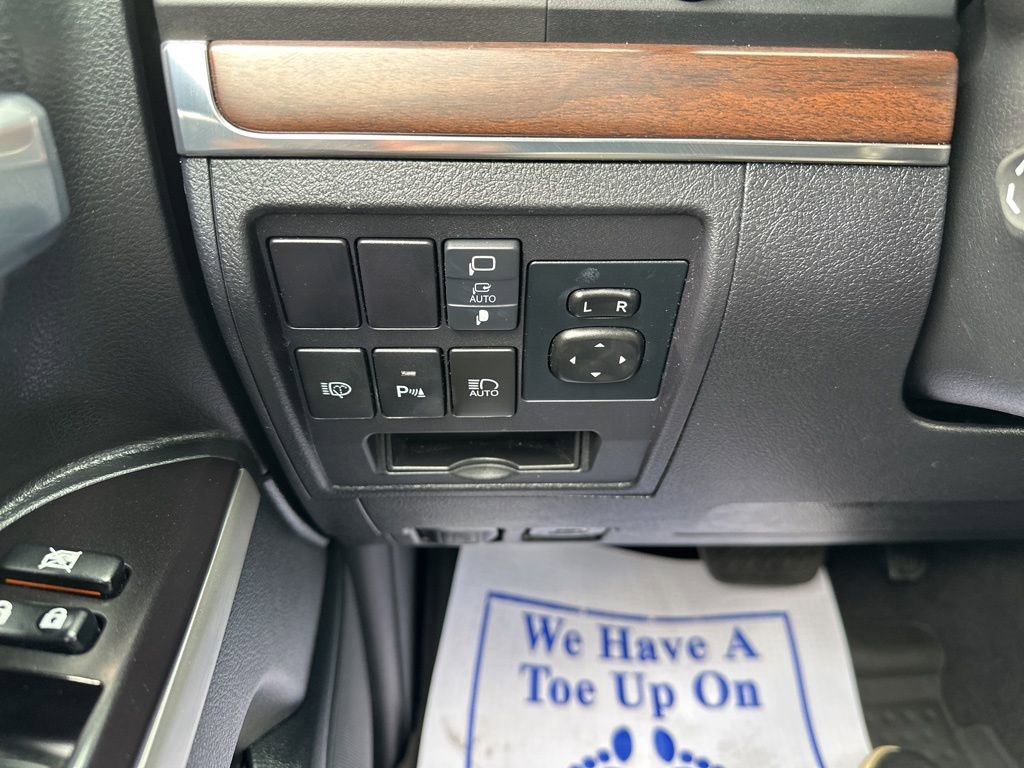 Certified 2021 Toyota Land Cruiser image 15