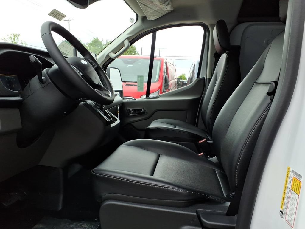New 2026 Ford Transit 350 148 Low Roof RWD image 12