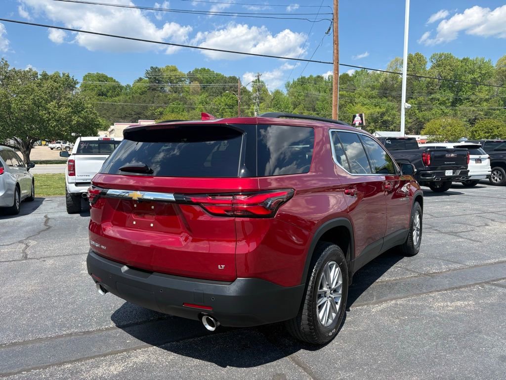 Used 2022 Chevrolet Traverse LT image 7