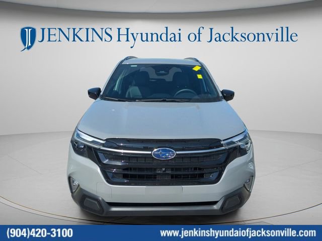Used 2025 Subaru Forester Touring AWD/4WD image 14
