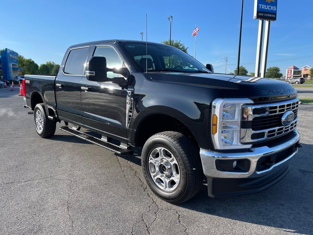 Used 2026 Ford F250 XLT AWD/4WD image 3