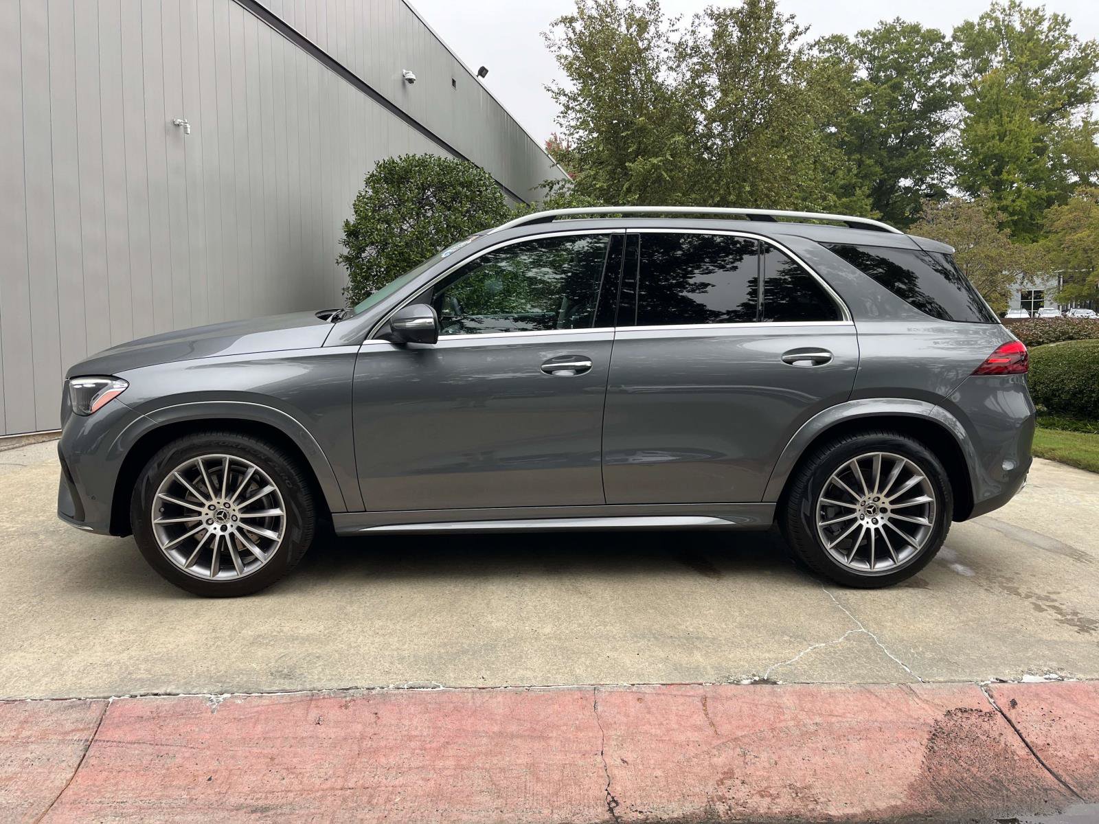 Certified 2025 Mercedes-Benz GLE 350 4MATIC image 14