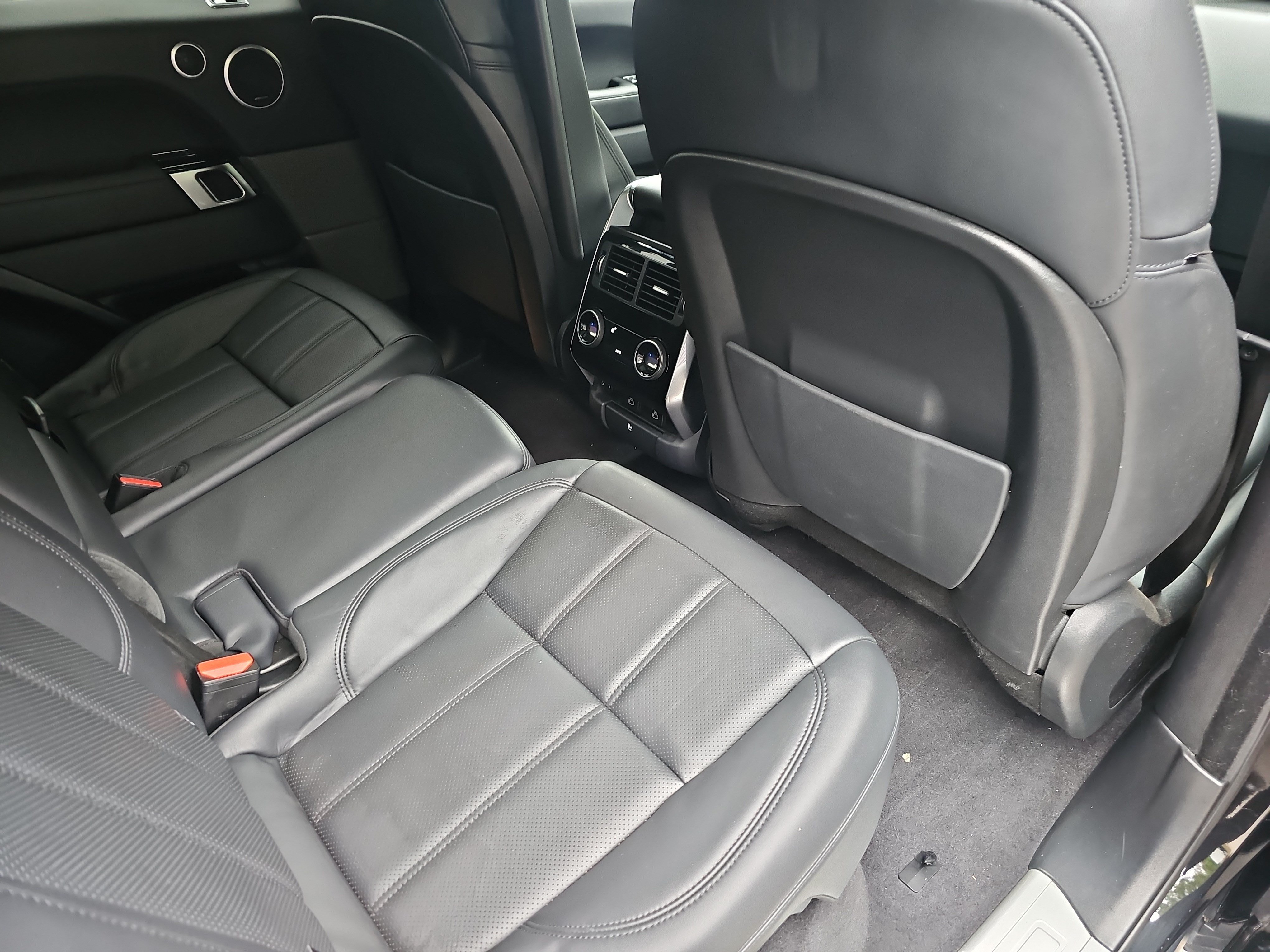 Used 2022 Land Rover Range Rover Sport HSE Silver Edition AWD/4WD image 11