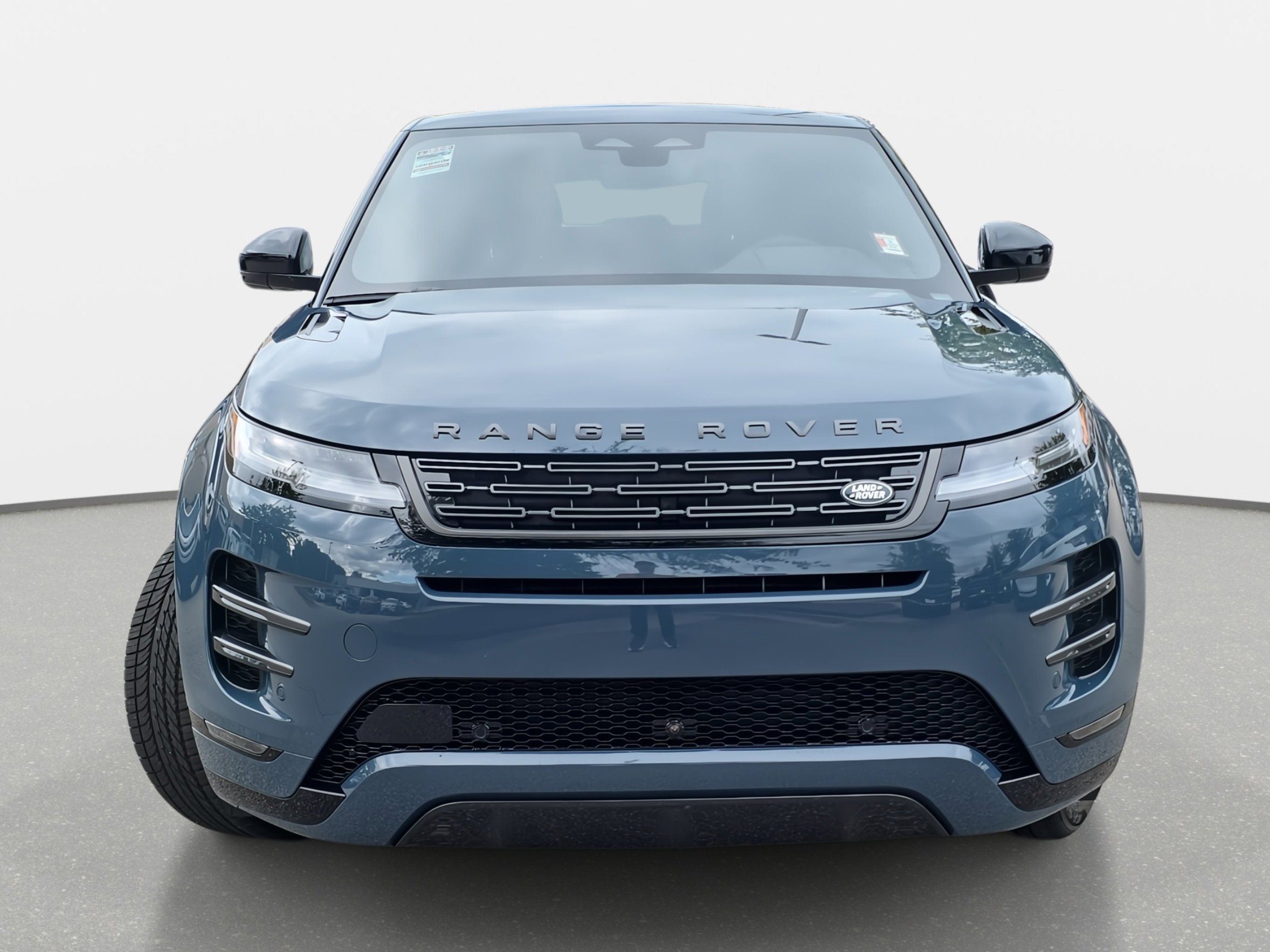 New 2026 Land Rover Range Rover Evoque Dynamic SE image 2