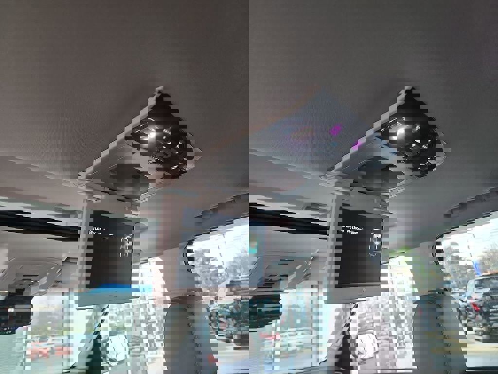 Used 2017 GMC Yukon SLT w/ Open Road Package image 36