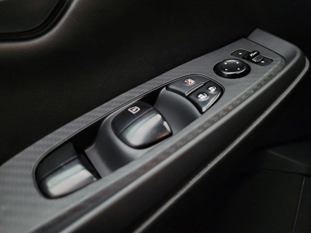 Used 2021 Nissan Sentra SV FWD image 27