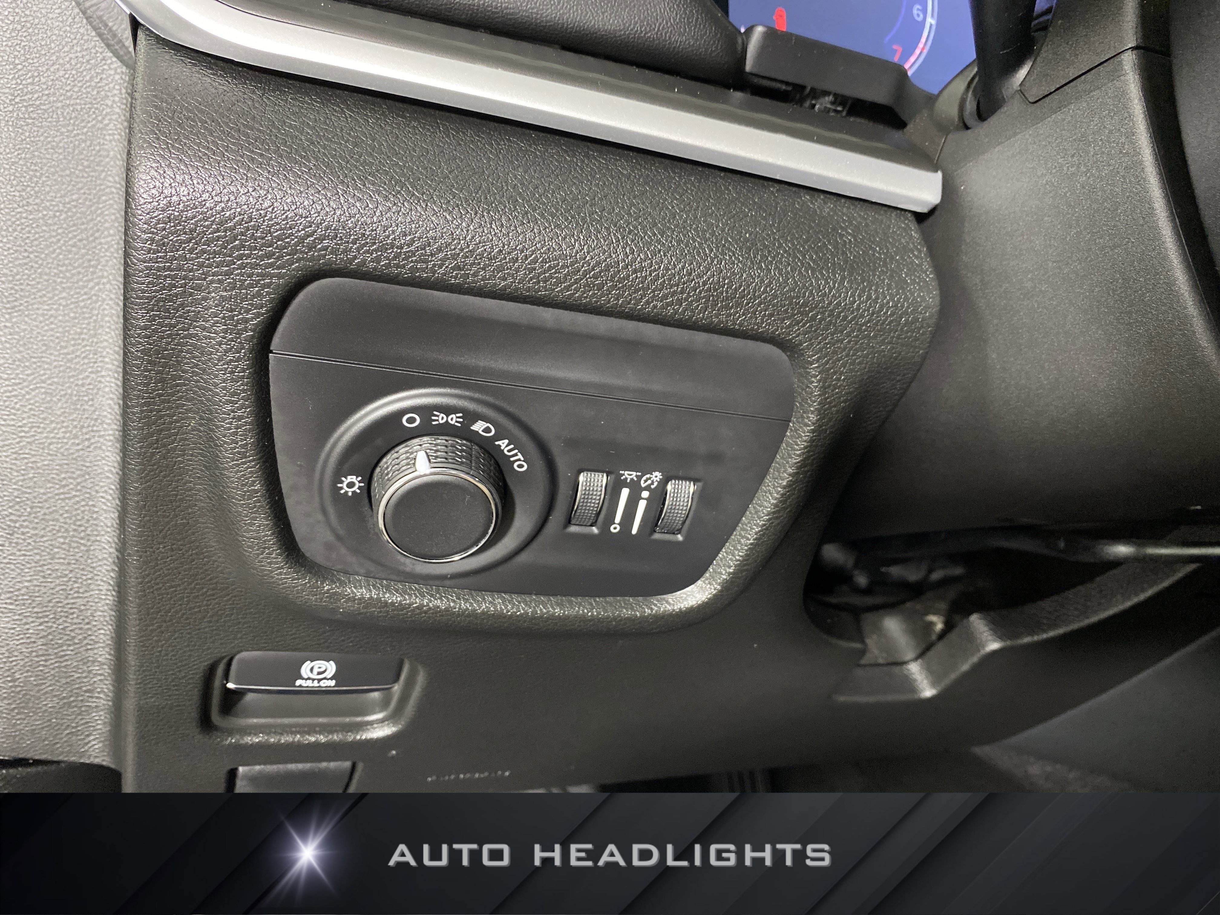 Used 2023 Jeep Grand Cherokee L Laredo image 25