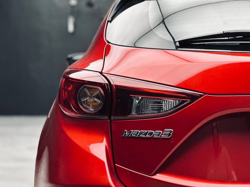 Used 2015 MAZDA MAZDA3 i Touring FWD image 15